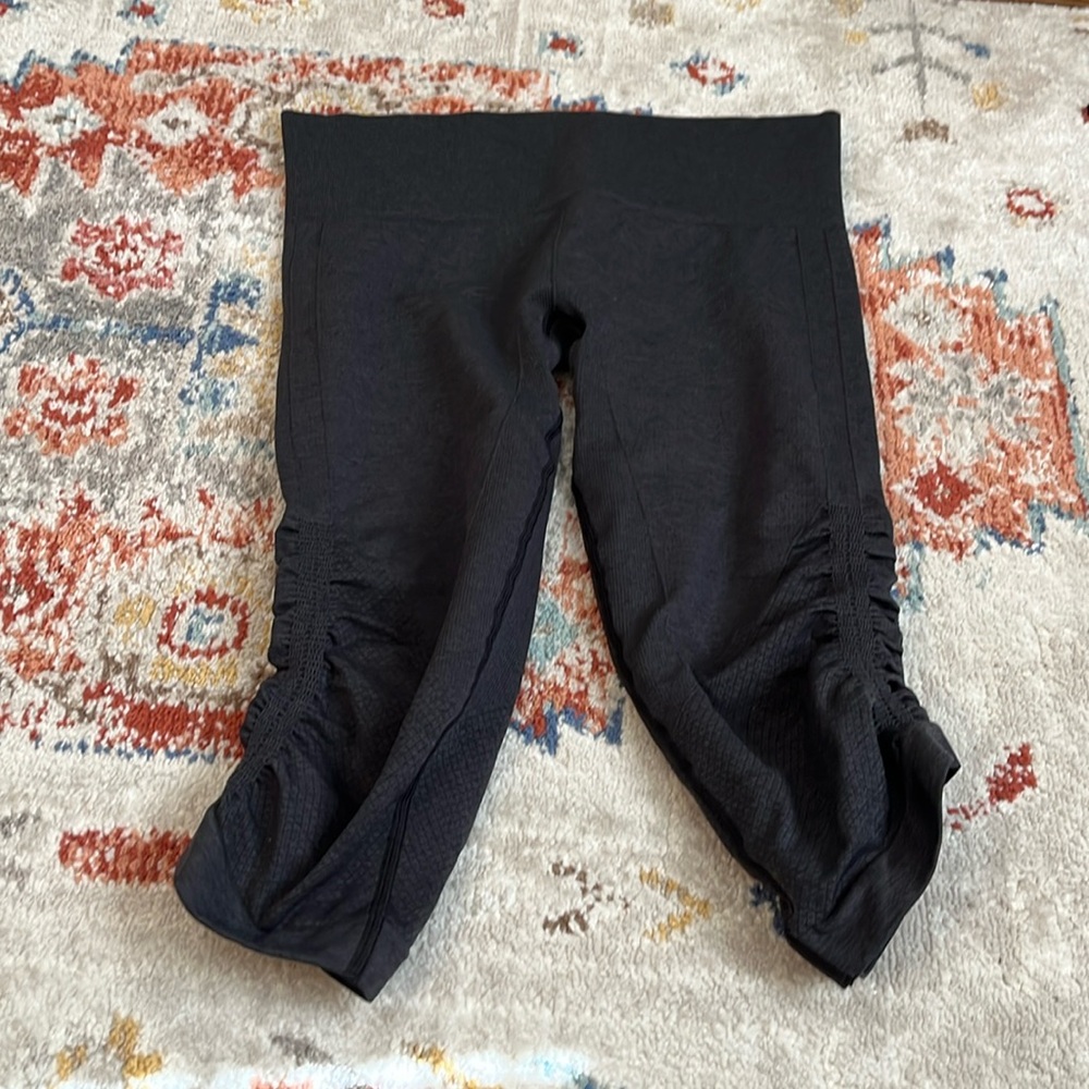 Lululemon capri. See measurements
